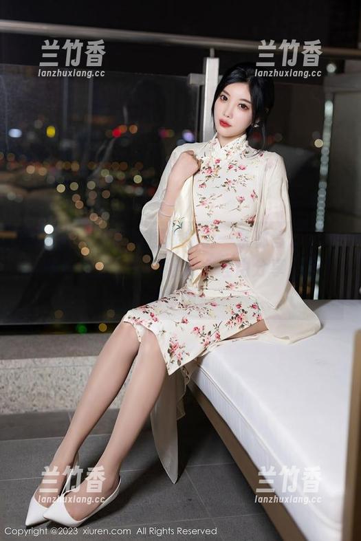 秀人网-林昔予yorki 秀人网 - 突然在图库插上一条林昔予yorki的连衣裙,瞬间得找个理由分享,不然遗憾啊!