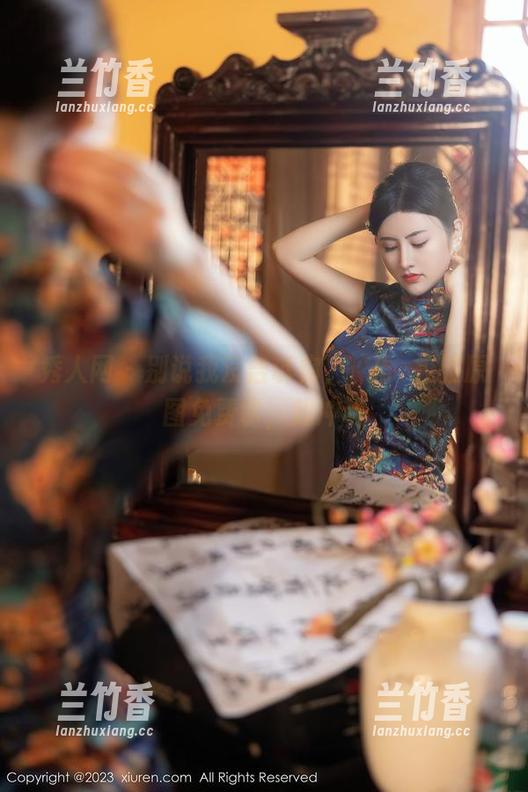 秀人网 - 别说我没告诉你，玥儿玥校服原图免费拿，超冲动