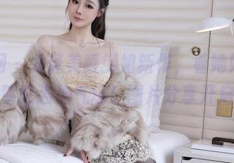 秀人网 – 龙泽美曦御姐新作，看她如何轻松驾驭强势气场！图片分享开启。