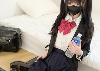 紧急企划 – 皮衣很飒，见希w的写真直接走路都带风啊！