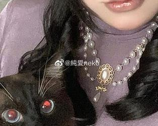 纯爱neko的’认真’瑜伽，结果却是另一番玩味（照片）