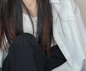 绮梦摄影 – 秋月的珍藏图集：无修无水印，可能比你的自拍照强，但也不一定…