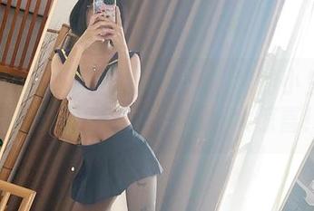 微密圈 – 脚踝上的灵感：胜利的小生活袜秀精选写真集，小细节大惊喜！