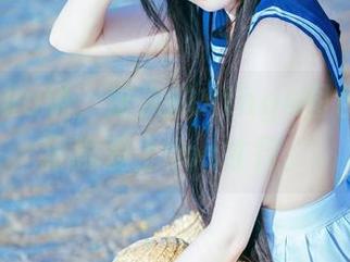 落落Raku说，这次的Atago图包一定得狠狠爱上cos才行。