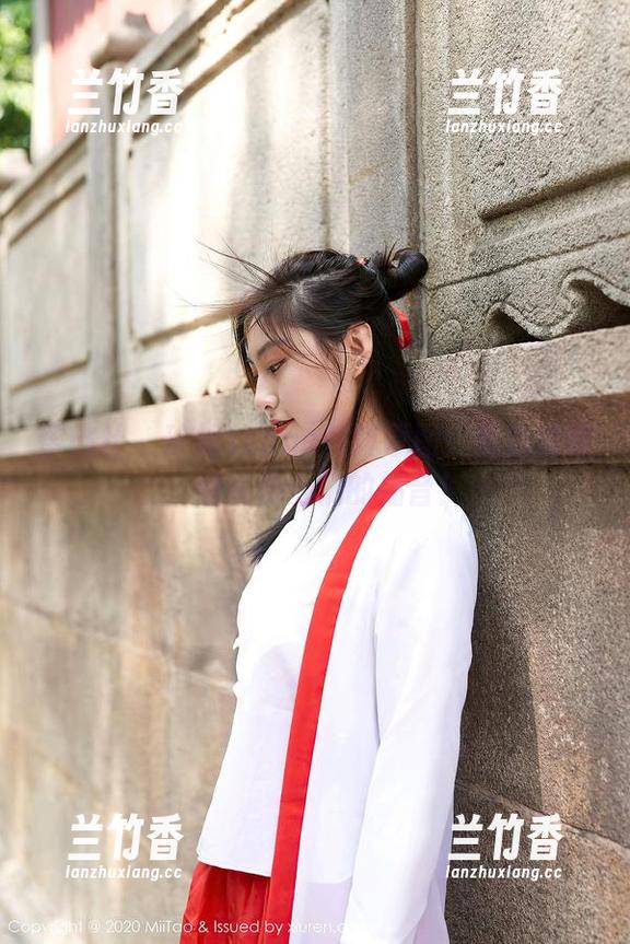 蜜桃社-珍妮Jeane 蜜桃社 - 珍妮Jeane花嫁原图:最新造型,婚礼勇士们的福音!