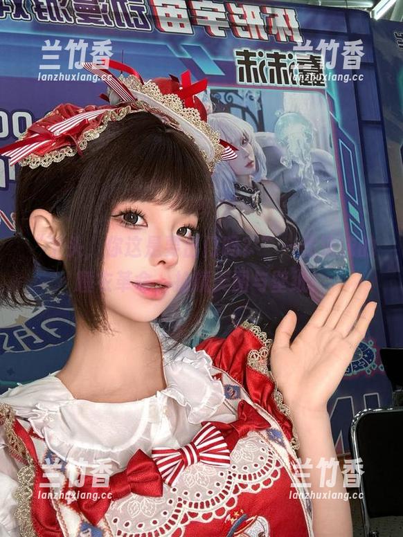 “丫头，你这是要出门吗？”—蠢沫沫的睡衣革命，抢镜美图与壁纸！