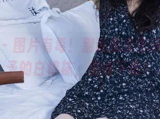 袜啵啵 – 图片有毒！别说我没告诉你，稚予的白棉袜，值得下载！