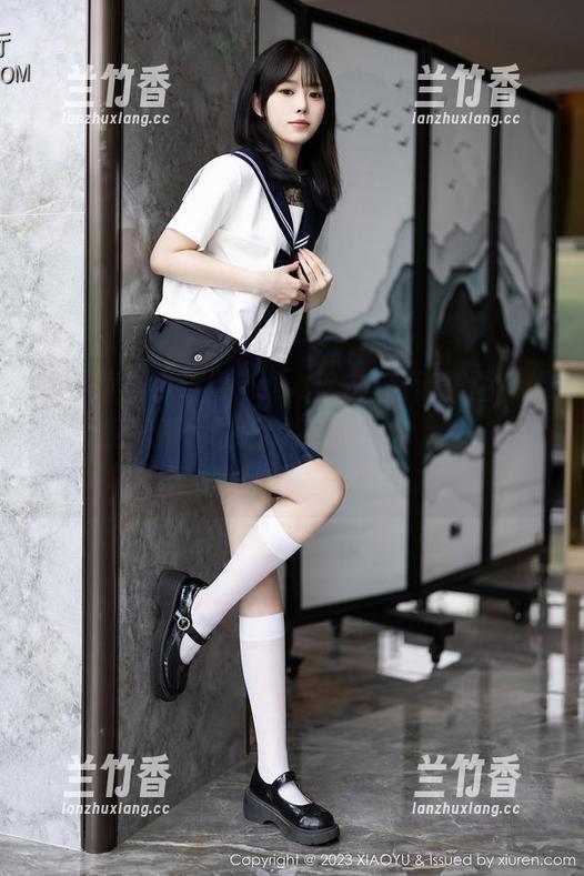 语画界-小海臀Rena 语画界 - 小海臀Rena皮衣+高清美图,像极了我下班偷偷砸钱买的الكماليات,哈哈果然是真理!