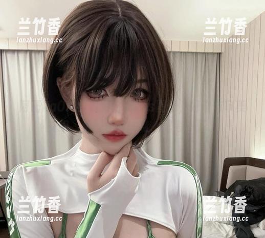 阿薰kaOri学姐的内衣cos图册，好奇与审美交织，值得你瞧一瞧、思考一下。